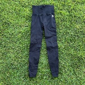 Free People FP Movement good karma full length legging. Black. XS.